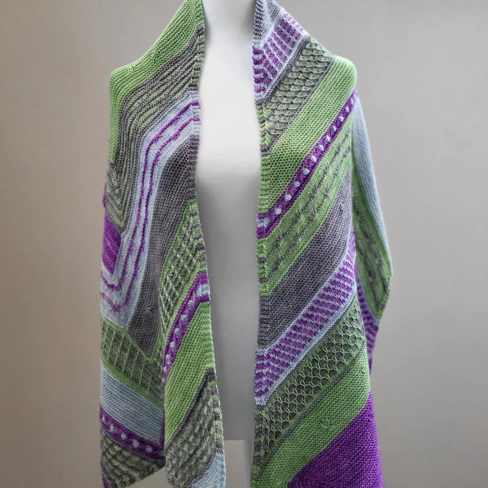 Springtime Wrap - Picture 4 of 9